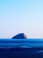 The Undefeated Son-i